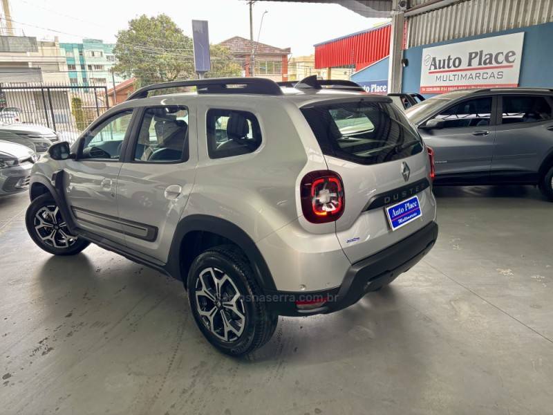RENAULT - DUSTER - 2023/2024 - Prata - R$ 110.900,00