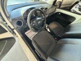 VOLKSWAGEN - UP - 2019/2020 - Branca - R$ 61.900,00