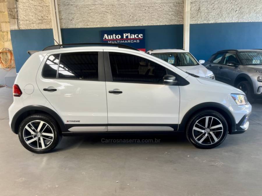 VOLKSWAGEN - FOX - 2018/2019 - Branca - R$ 64.900,00