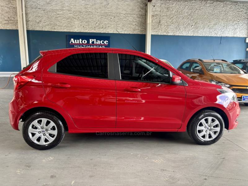 FORD - KA - 2016/2017 - Vermelha - R$ 46.900,00