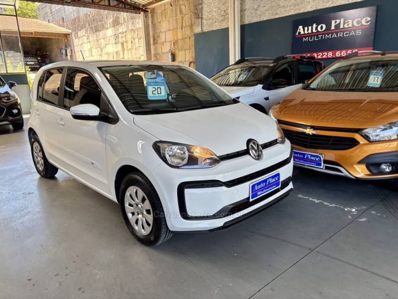 VOLKSWAGEN - UP - 2019/2020 - Branca - R$ 61.900,00