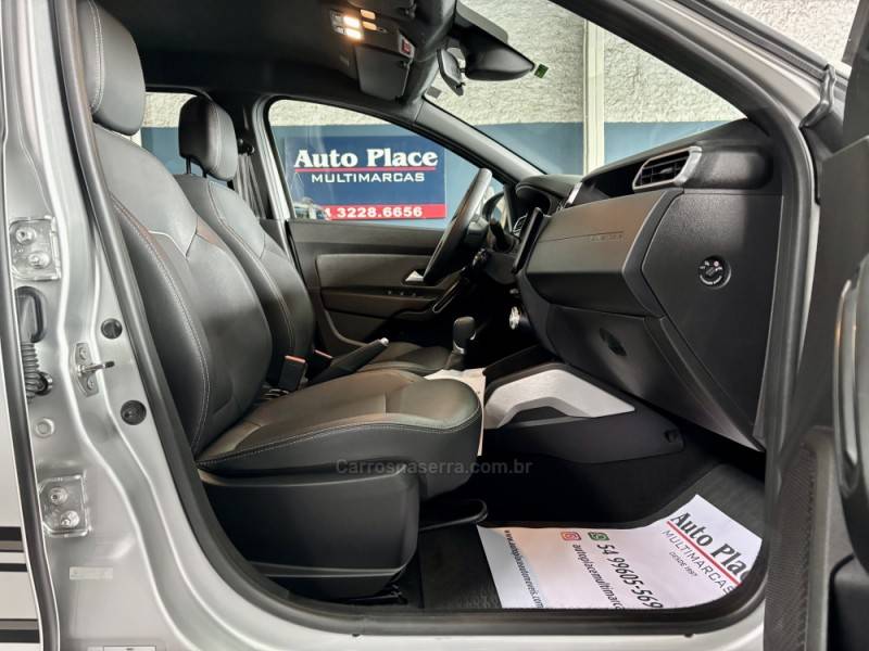 RENAULT - DUSTER - 2023/2024 - Prata - R$ 110.900,00