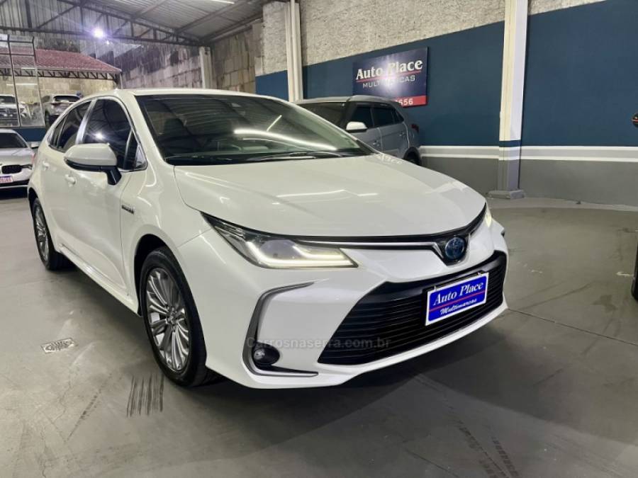 TOYOTA - COROLLA - 2020/2021 - Branca - R$ 130.900,00