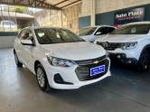 CHEVROLET - ONIX - 2022/2023 - Branca - R$ 79.900,00