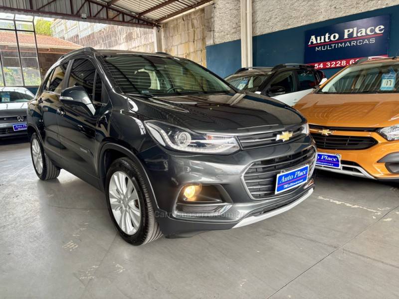CHEVROLET - TRACKER - 2018/2019 - Cinza - R$ 91.900,00