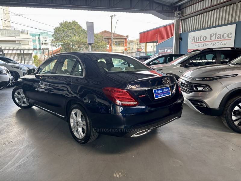 MERCEDES-BENZ - C 180 - 2018/2018 - Azul - R$ 129.900,00