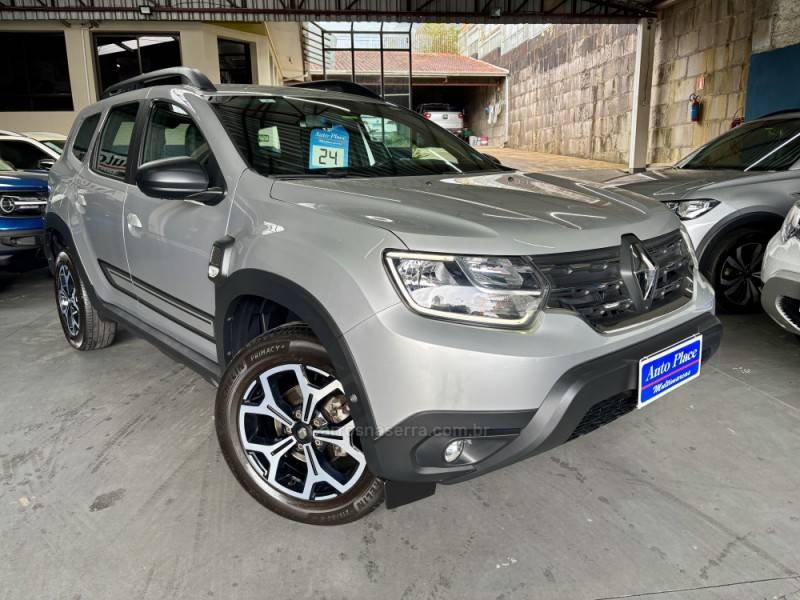 RENAULT - DUSTER - 2023/2024 - Prata - R$ 110.900,00