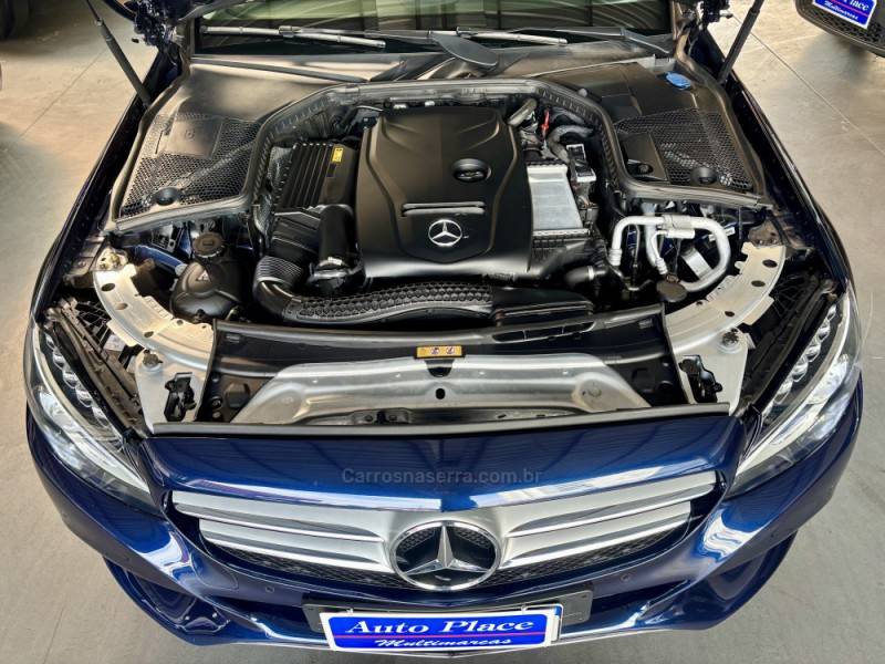 MERCEDES-BENZ - C 180 - 2018/2018 - Azul - R$ 129.900,00