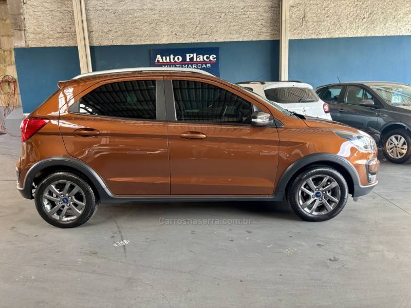 FORD - KA - 2019/2020 - Marrom - R$ 72.900,00
