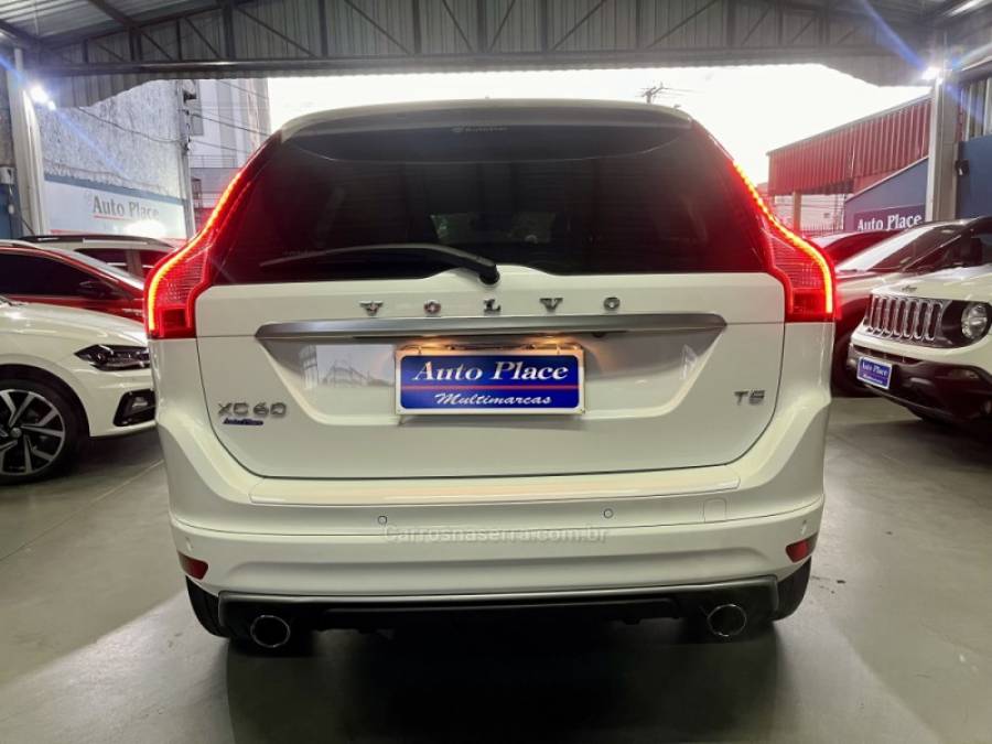 VOLVO - XC60 - 2014/2015 - Branca - Sob Consulta