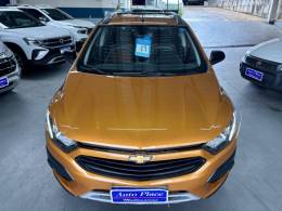 CHEVROLET - ONIX - 2016/2017 - Laranja - R$ 62.900,00