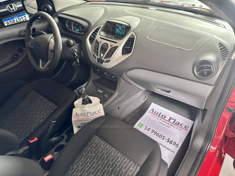 FORD - KA - 2016/2017 - Vermelha - R$ 46.900,00