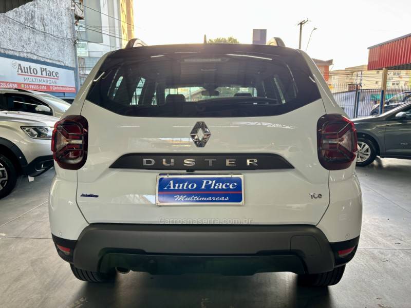 RENAULT - DUSTER - 2025/2026 - Branca - R$ 134.900,00