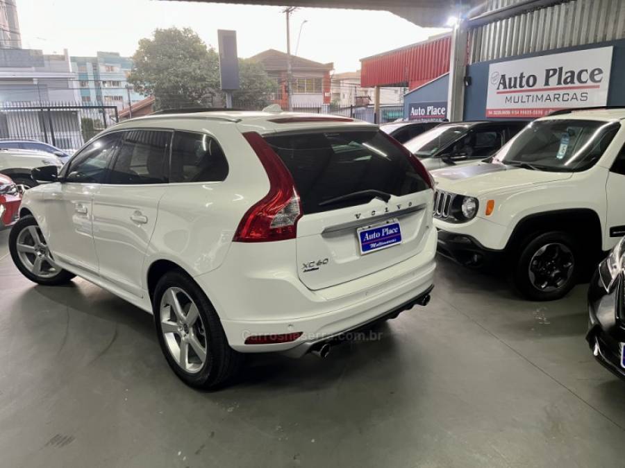 VOLVO - XC60 - 2014/2015 - Branca - Sob Consulta