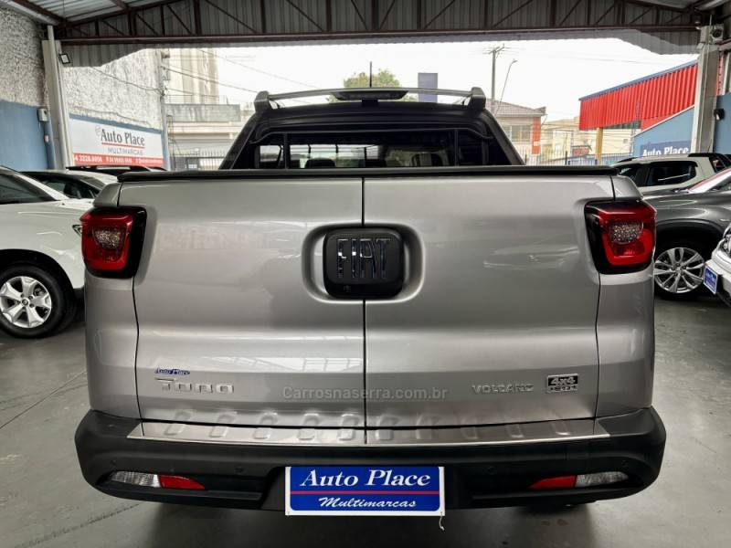 FIAT - TORO - 2021/2022 - Prata - Sob Consulta