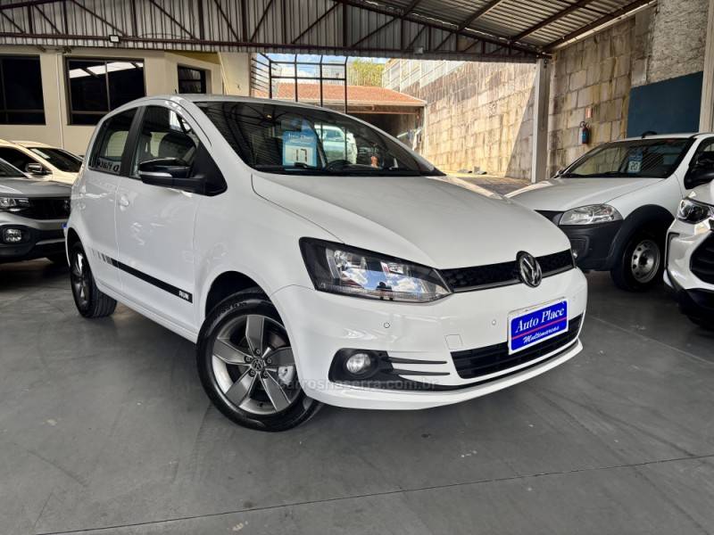 VOLKSWAGEN - FOX - 2017/2017 - Branca - R$ 58.900,00