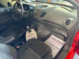 FORD - FIESTA - 2015/2015 - Vermelha - R$ 47.900,00