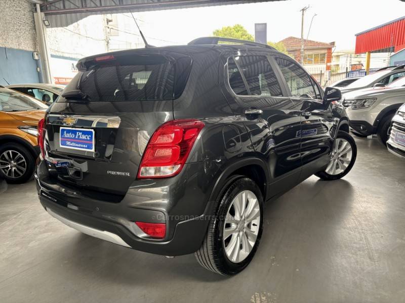 CHEVROLET - TRACKER - 2018/2019 - Cinza - R$ 91.900,00