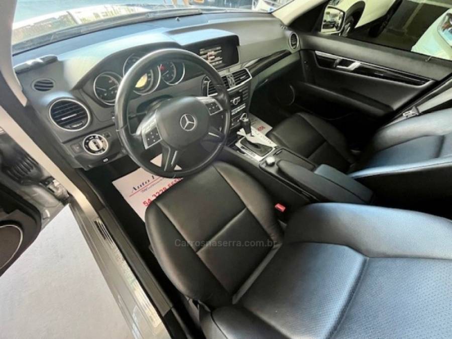 MERCEDES-BENZ - C 180 - 2012/2012 - Prata - R$ 74.900,00