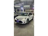 TOYOTA - COROLLA - 2020/2021 - Branca - R$ 130.900,00