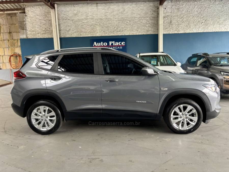 CHEVROLET - TRACKER - 2020/2021 - Cinza - R$ 108.900,00