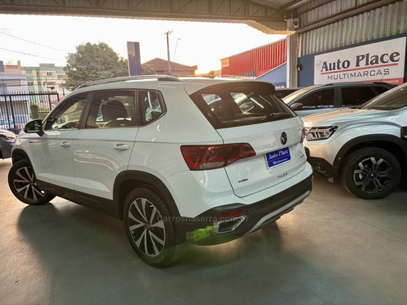 VOLKSWAGEN - TAOS - 2022/2022 - Branca - R$ 155.900,00
