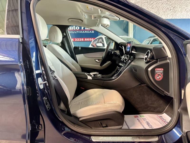 MERCEDES-BENZ - C 180 - 2018/2018 - Azul - R$ 129.900,00