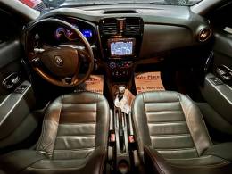 RENAULT - SANDERO - 2015/2016 - Prata - R$ 44.900,00