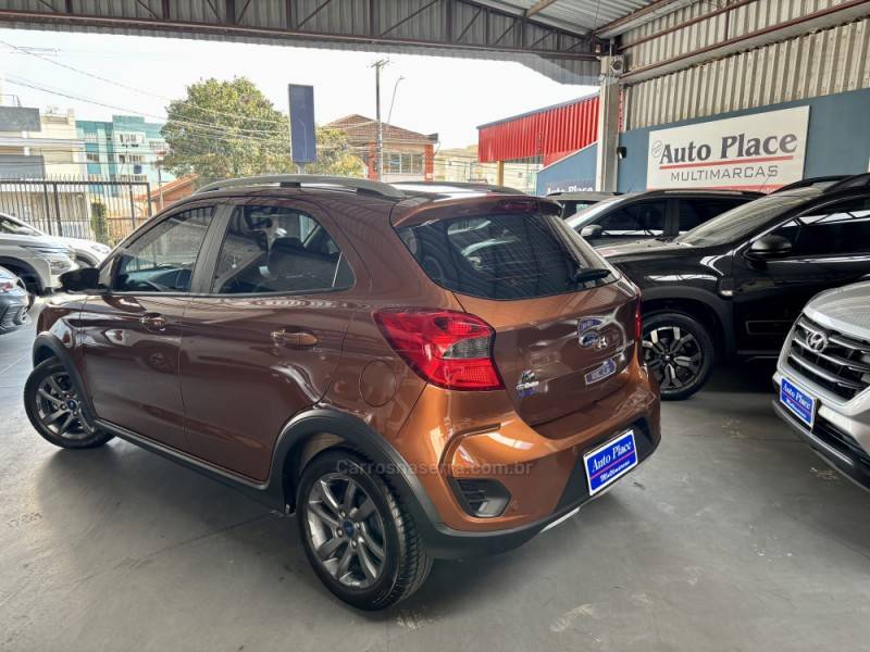 FORD - KA - 2019/2020 - Marrom - R$ 72.900,00
