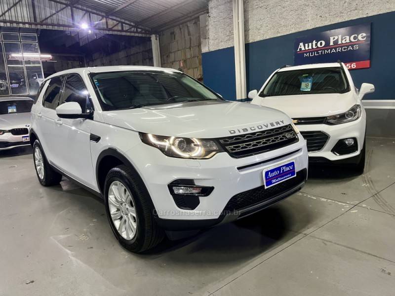 LAND ROVER - DISCOVERY SPORT - 2015/2016 - Branca - R$ 106.900,00