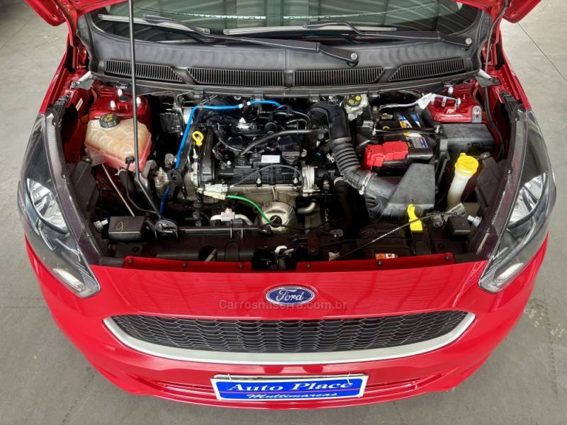 FORD - KA - 2016/2017 - Vermelha - R$ 46.900,00