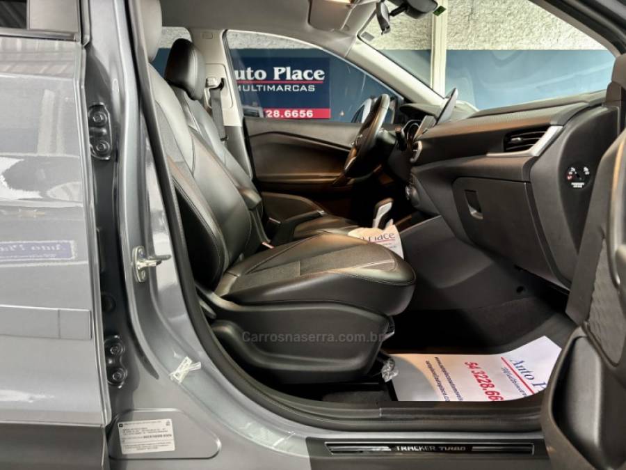CHEVROLET - TRACKER - 2020/2021 - Cinza - R$ 108.900,00