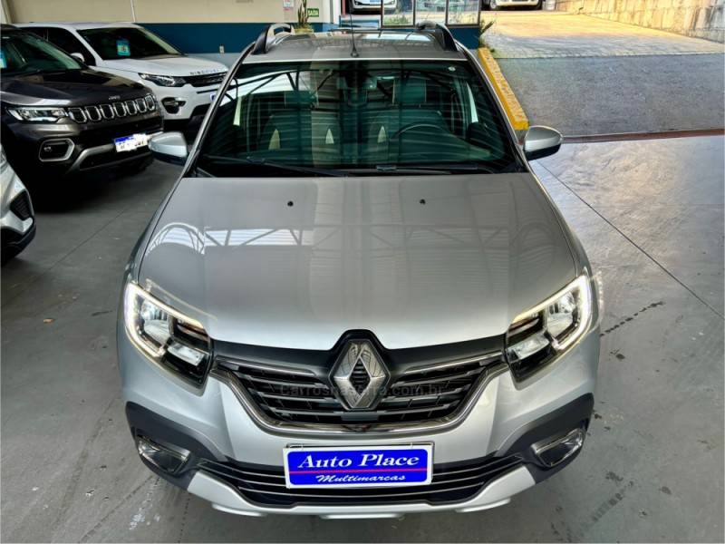 RENAULT - SANDERO - 2021/2022 - Prata - R$ 82.900,00