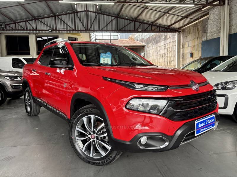 FIAT - TORO - 2020/2021 - Vermelha - R$ 118.900,00