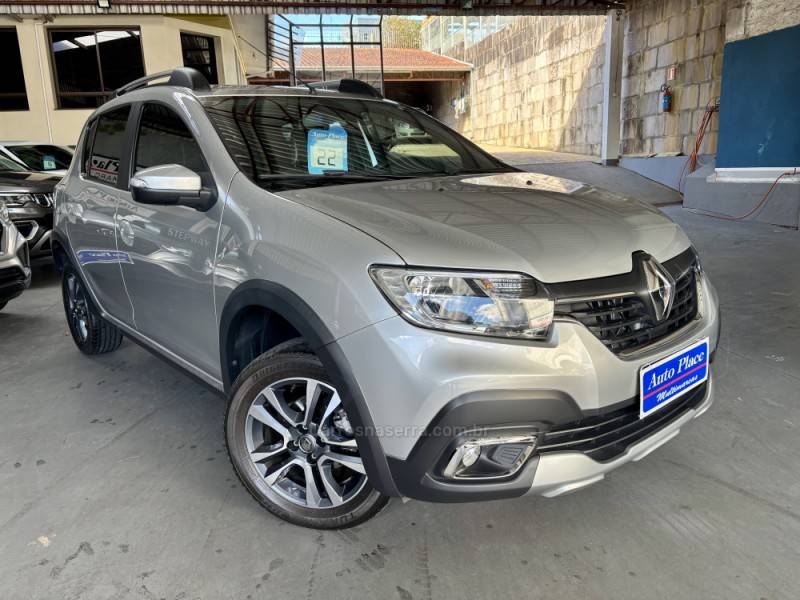 RENAULT - SANDERO - 2021/2022 - Prata - R$ 82.900,00