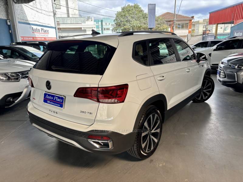 VOLKSWAGEN - TAOS - 2022/2022 - Branca - R$ 154.900,00