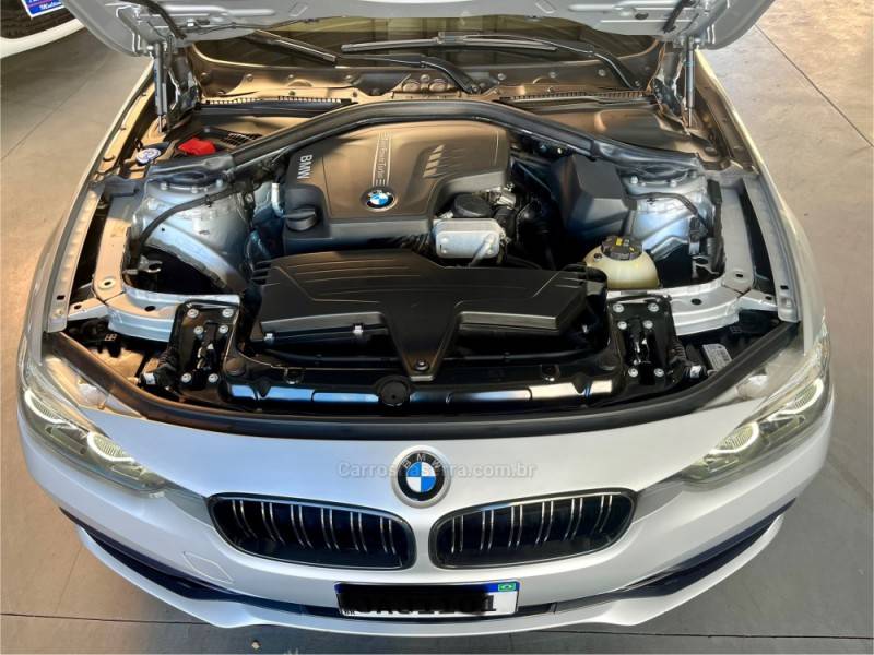 BMW - 320I - 2018/2018 - Prata - R$ 132.900,00