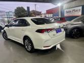 TOYOTA - COROLLA - 2020/2021 - Branca - R$ 130.900,00