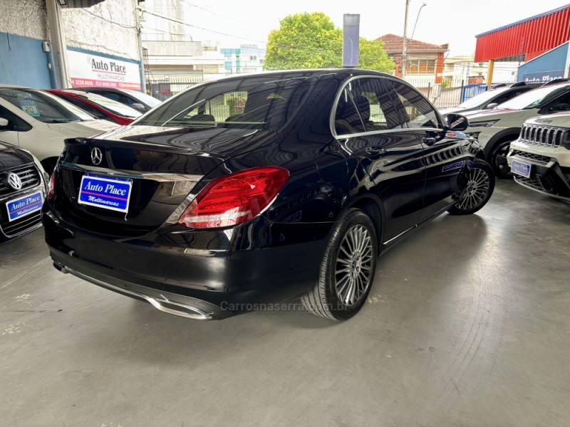 MERCEDES-BENZ - C 180 - 2017/2017 - Preta - R$ 129.900,00
