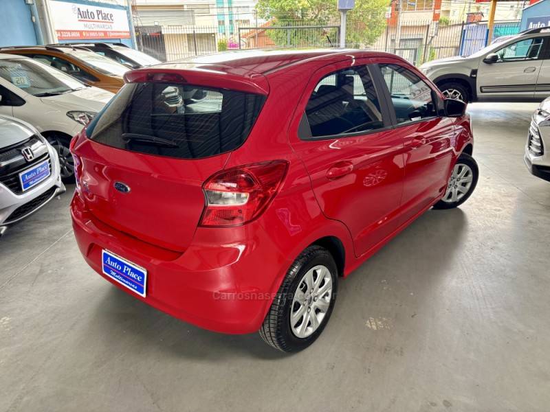 FORD - KA - 2016/2017 - Vermelha - R$ 46.900,00