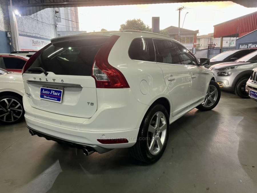 VOLVO - XC60 - 2014/2015 - Branca - Sob Consulta